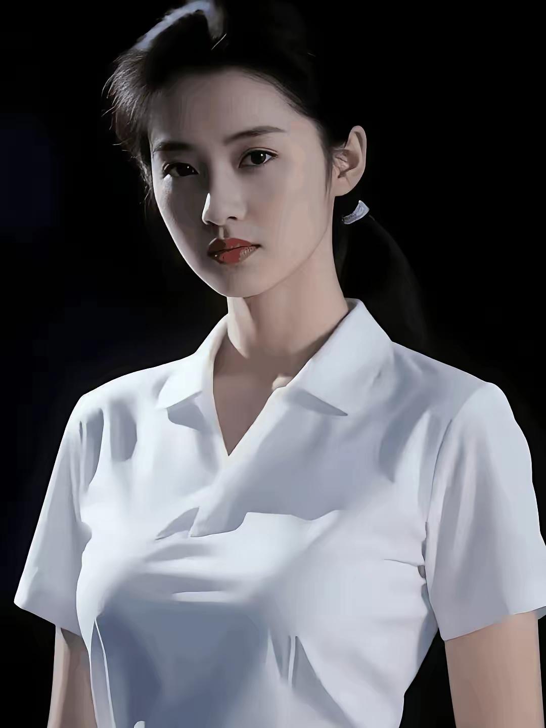 美了一辈子的女神，美若天仙，清水出芙蓉，肤白貌美，长得比朱琳美，比周涛美，你知道