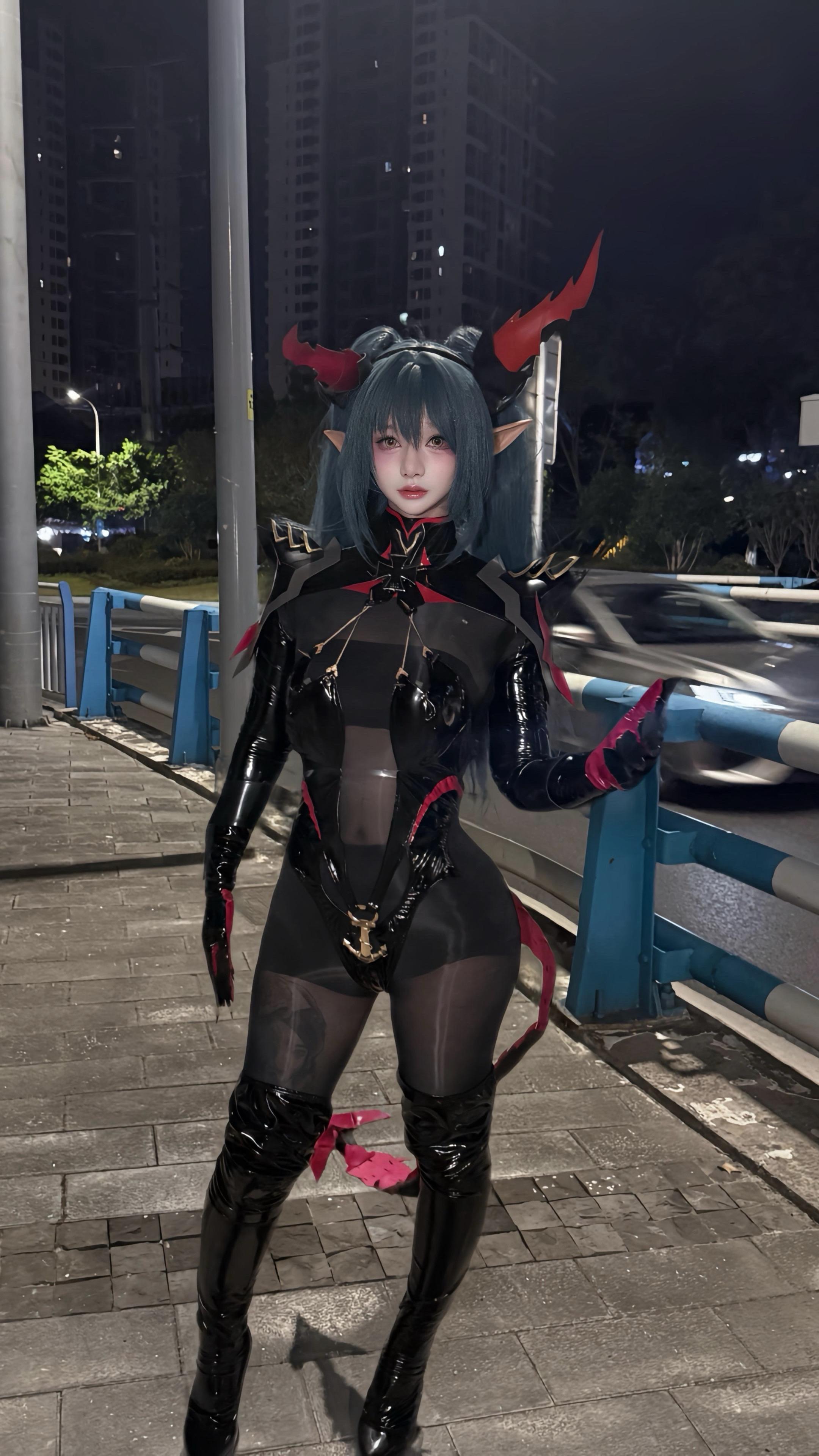 欢…欢迎回港。