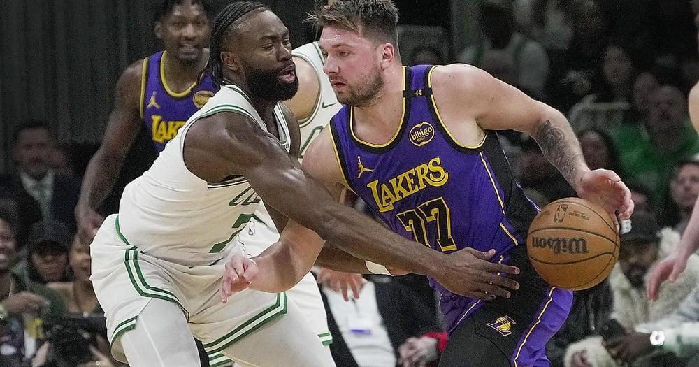 皮尔斯公然叫板NBA官方一阵：把东契奇拿掉！换成杰伦·布朗！
 
5月26日，N