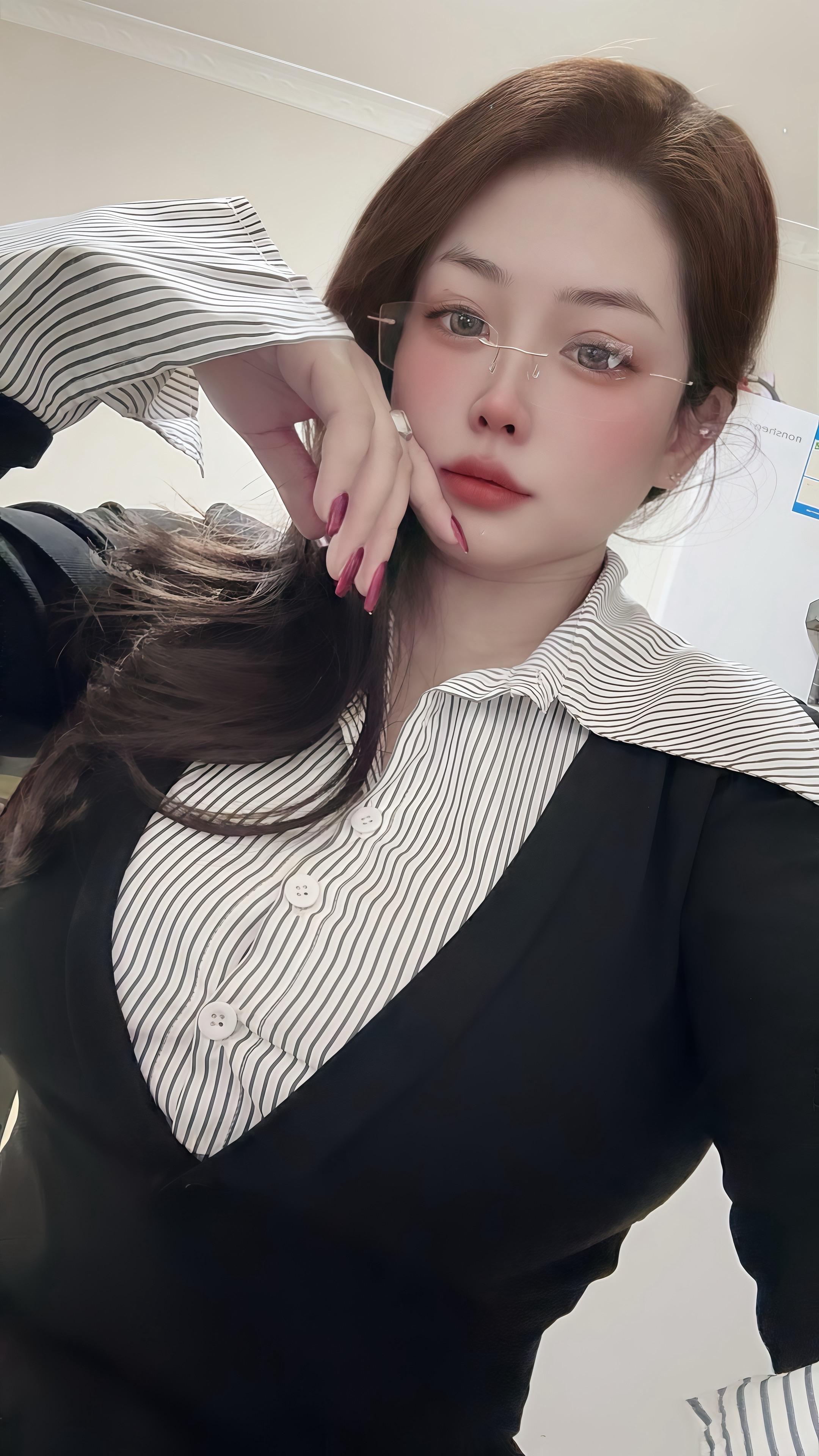 说刚子老师好。