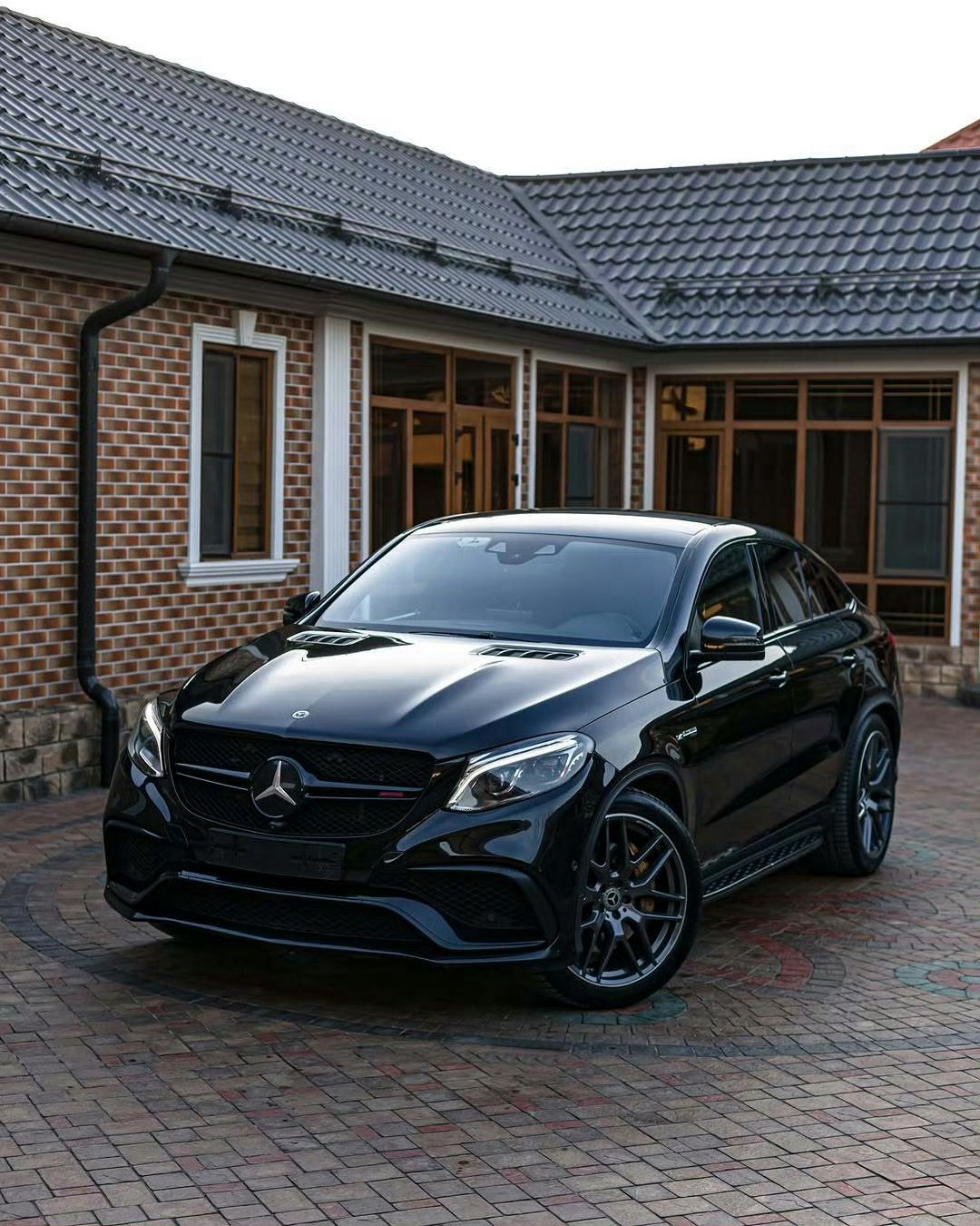 梅斯德斯–AMG GLE 63 Coupé [色][色] 