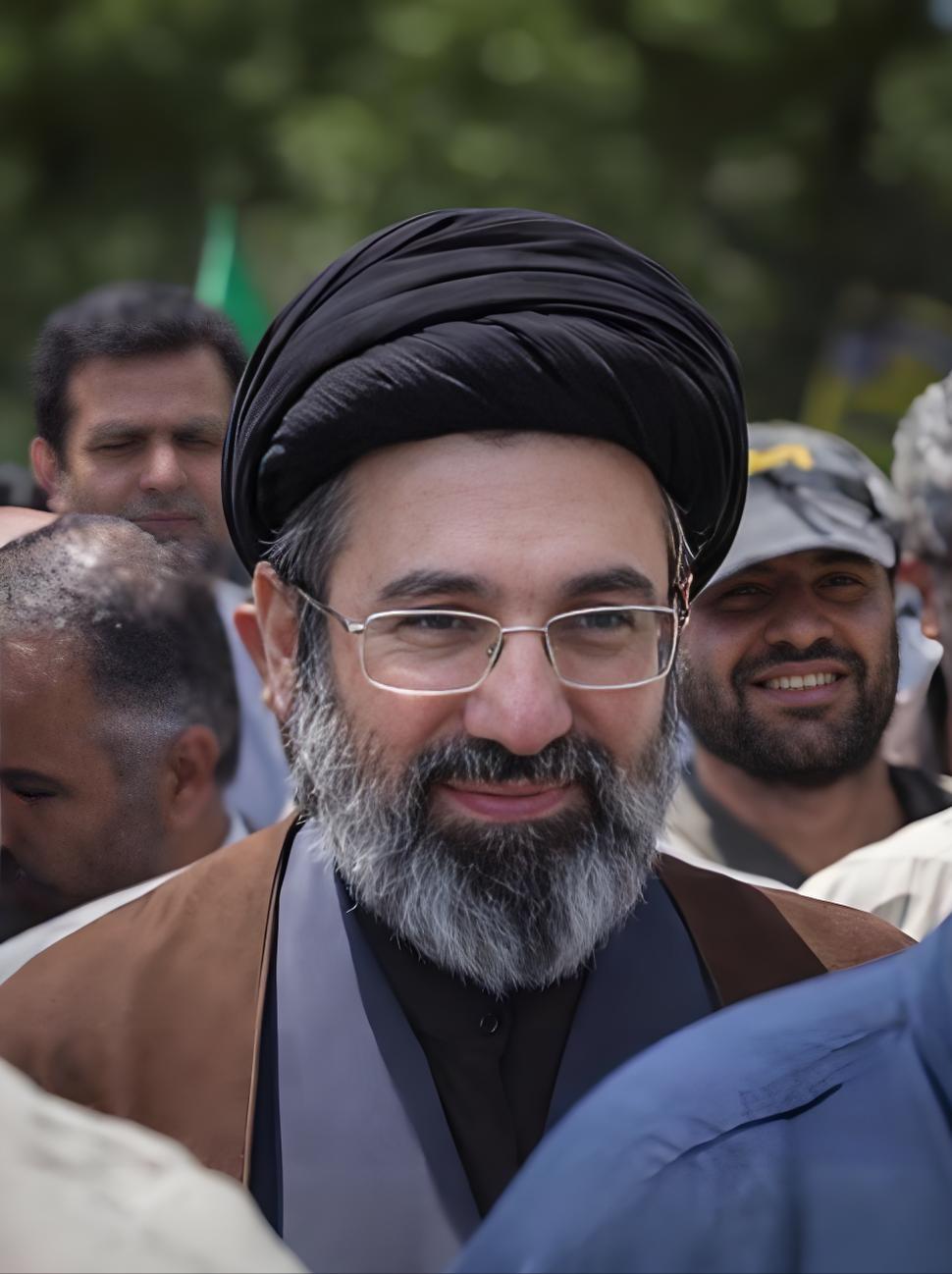 伊朗这步反杀棋，美以彻底懵了！

40天狂轰滥炸，3468人遇难，39艘商船沉入