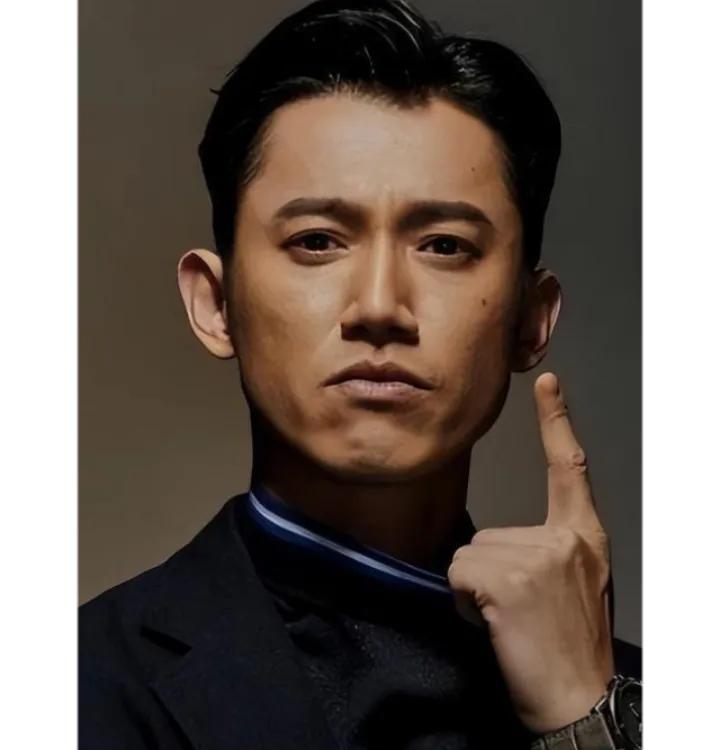 吴慷仁二封金钟奖视帝，演技获赞资本追捧

吴慷仁凭借出色的演技，再次荣获金钟奖视