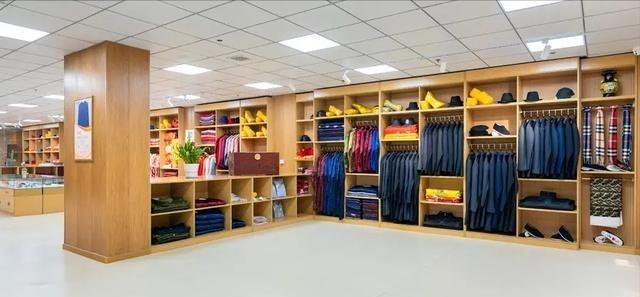 北京协和医院张海敏博士说：“说实话人一旦死了，他生前穿的衣服，戴的手表，盖过的被