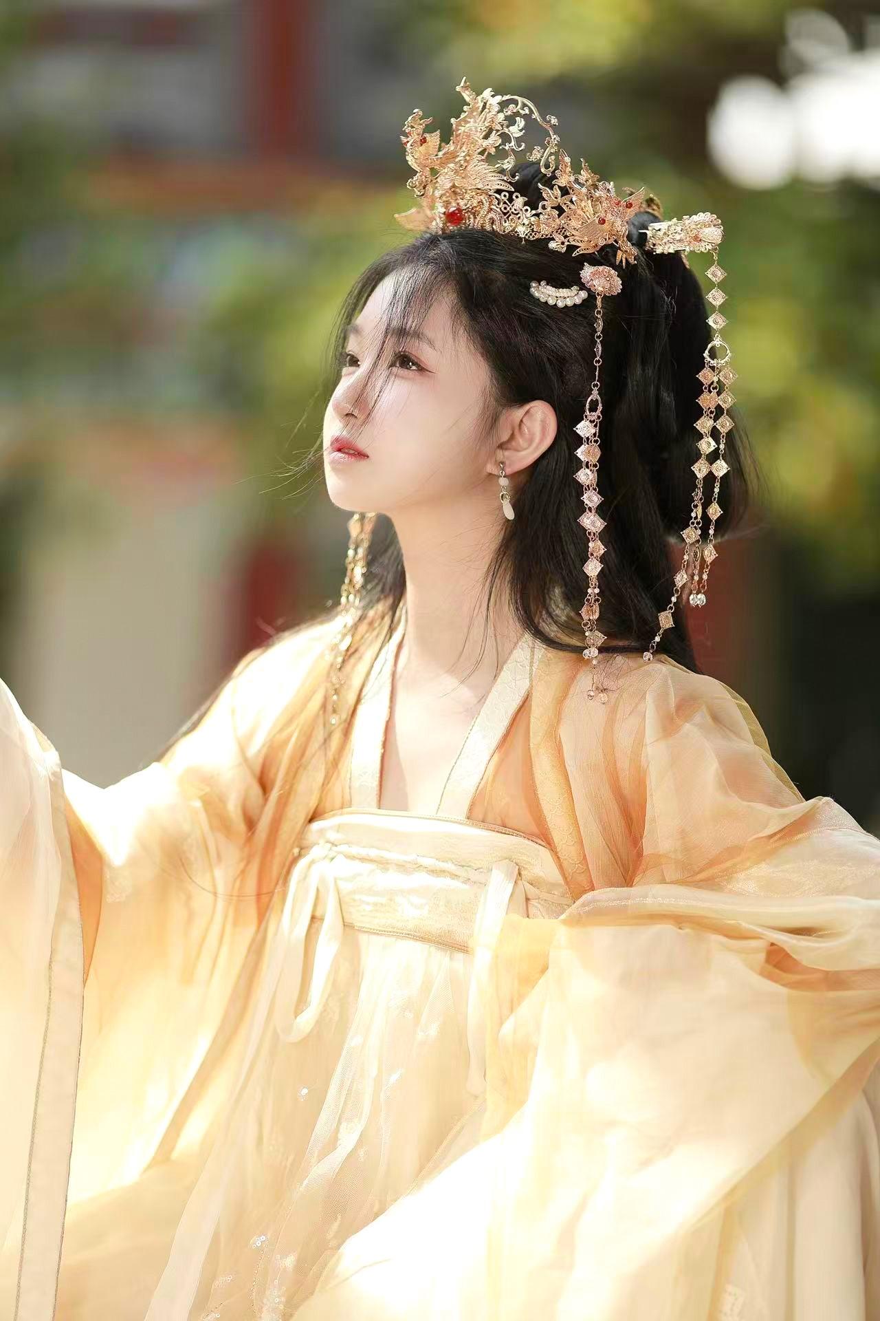 “废人成双又如何？逆天改命给你看”​。“废人成双又如何？逆天改命给你看”​