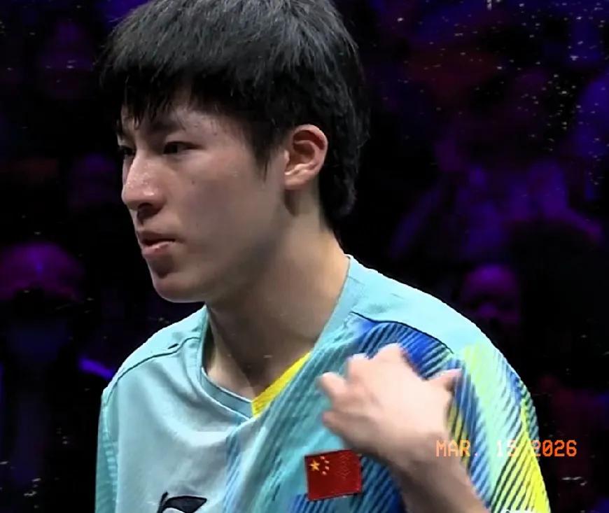 温瑞搏3-2张本智和！
张本智和被打得一点脾气都没有。
每一局开局都处在被动局面