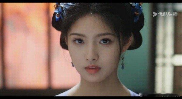 #姜梨桐儿 小白花双向奔赴# 十年相伴，主仆情深。看姜梨桐儿如何携手共进，打破命