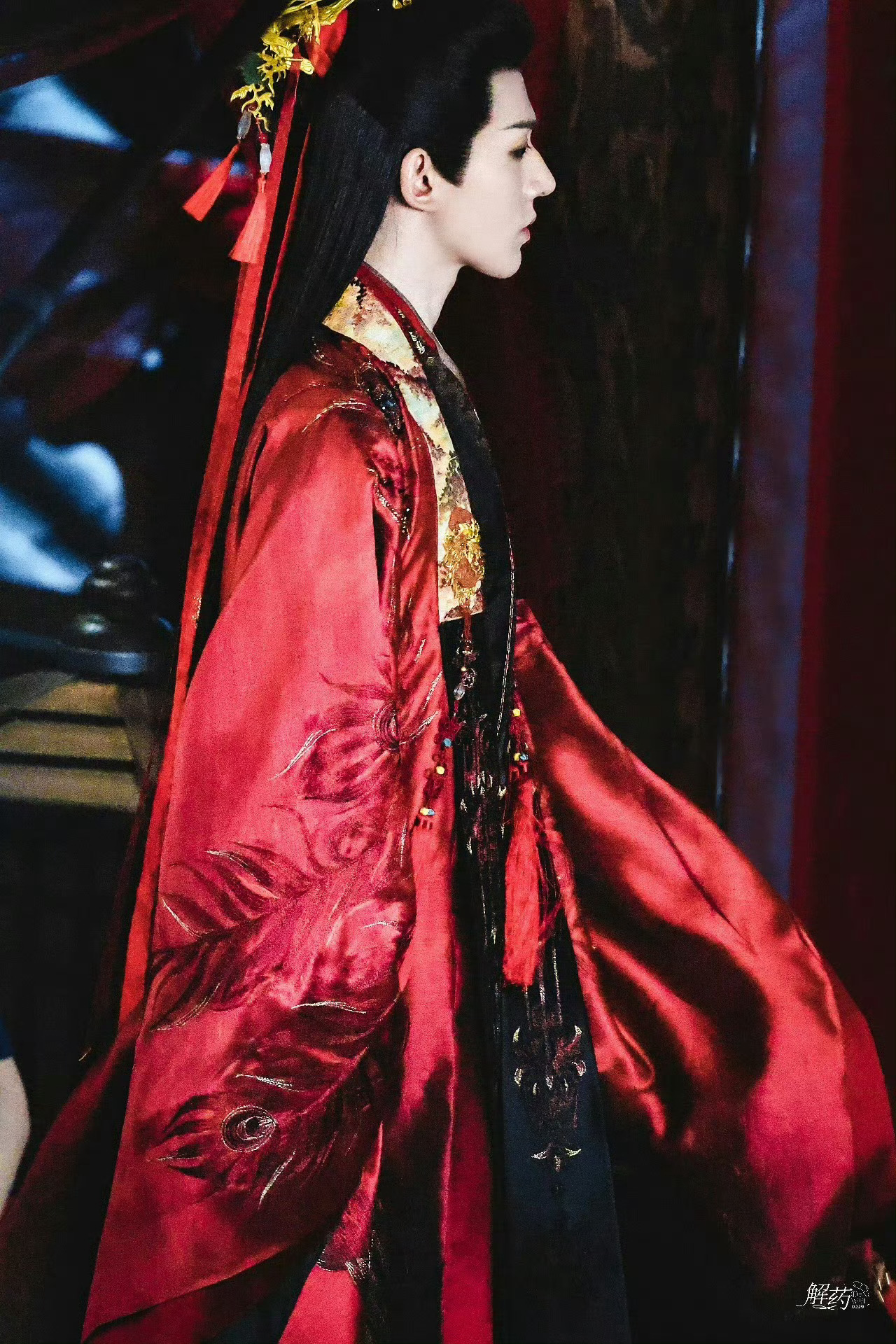 我真的很想很想看郑适和楼启炎他，光是站在那里就是世界名画我今天已经不知道第多少次