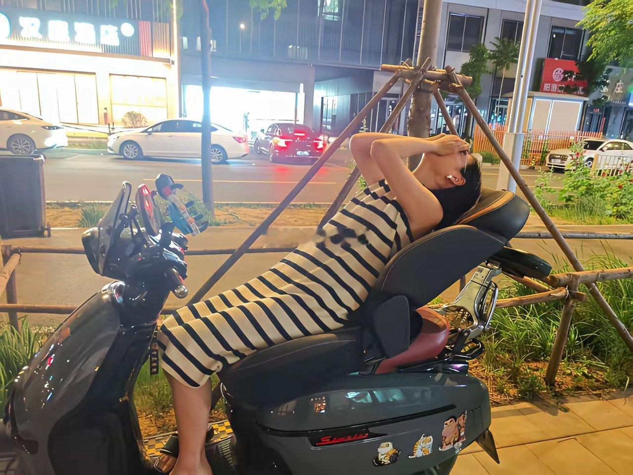凯迪拉克同款，踏板天花板 