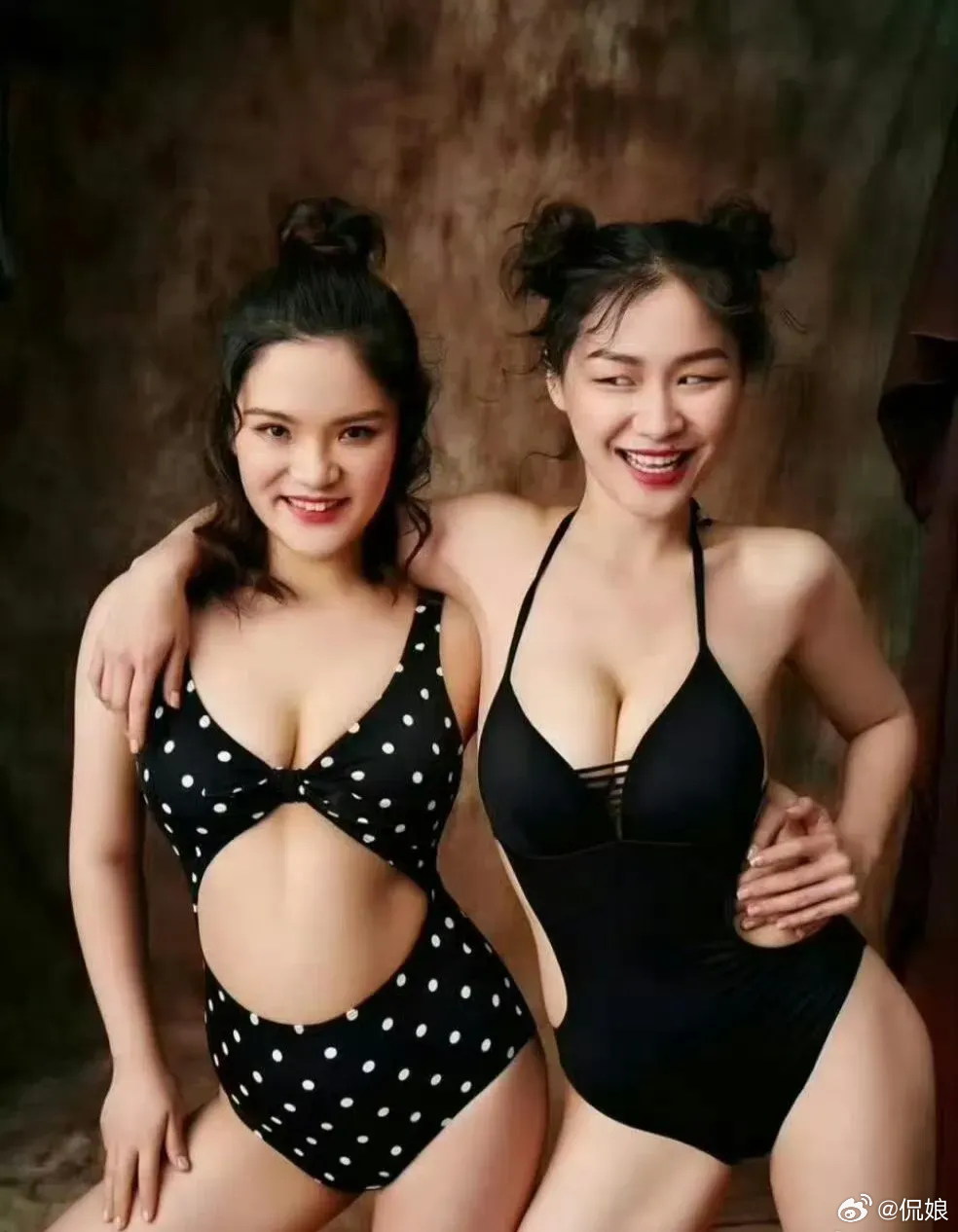 金靖居然拍个男人装，不理解女明星这种拍摄风格，究竟是为什么，但是金靖真不适合这种