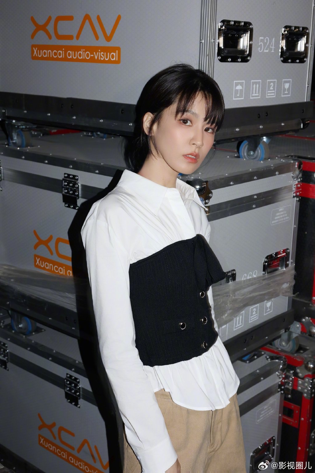 歌手直播曾沛慈我爱歌手我爱魏如萱 佩慈调侃waa被waa晒图教育！然后光速认怂"
