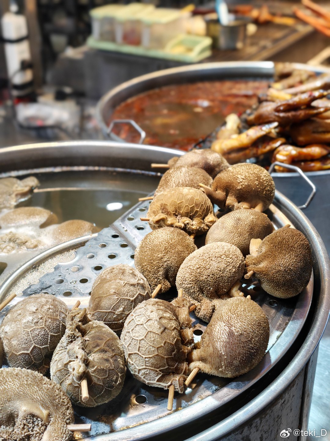 昨天吃了一整天馕，可算让我吃顿肉！和田 新疆 和田·和田夜市