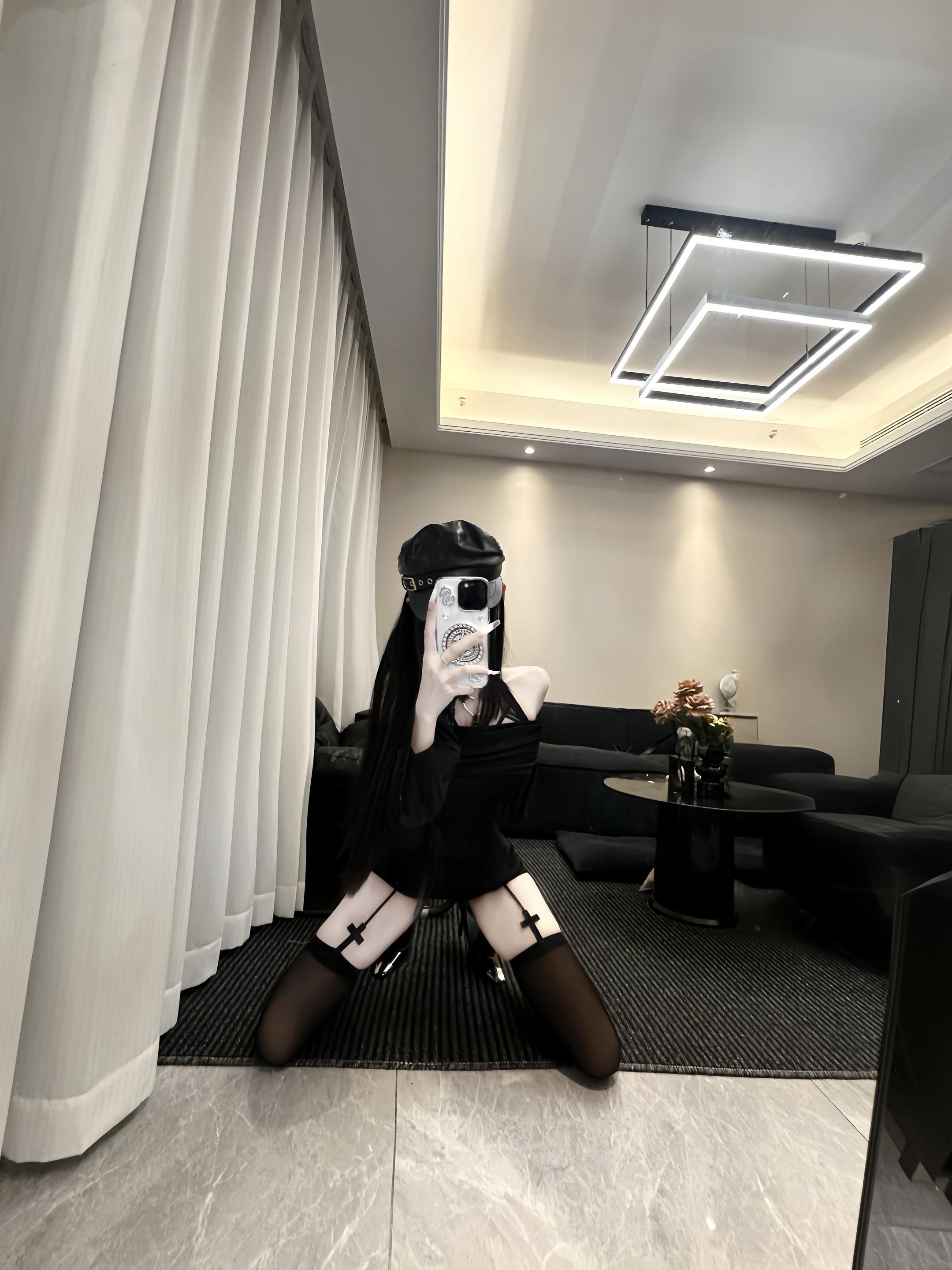 还玩你的感情 你蠢的跟猪一样有什么好玩的