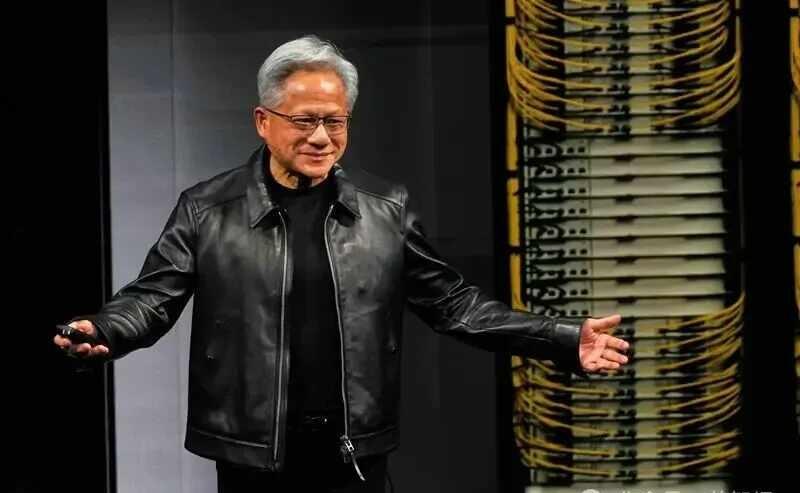 黄仁勋：对与长鑫存储合作“持开放态度”！
当地时间10月22日，人工智能（AI）