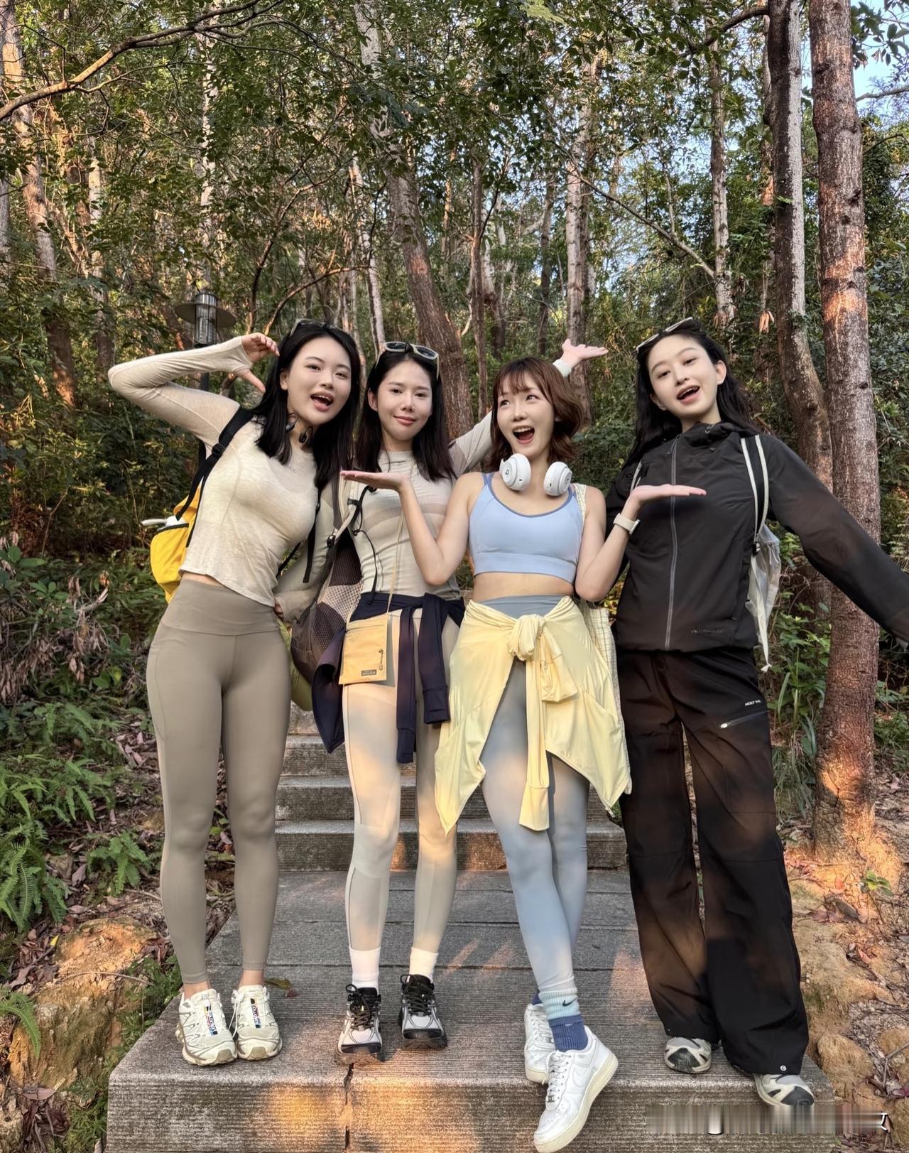 一群人一起户外运动，锻炼身体！每天坚持锻炼的人都长寿了吗 户外运动 闺蜜户外行 