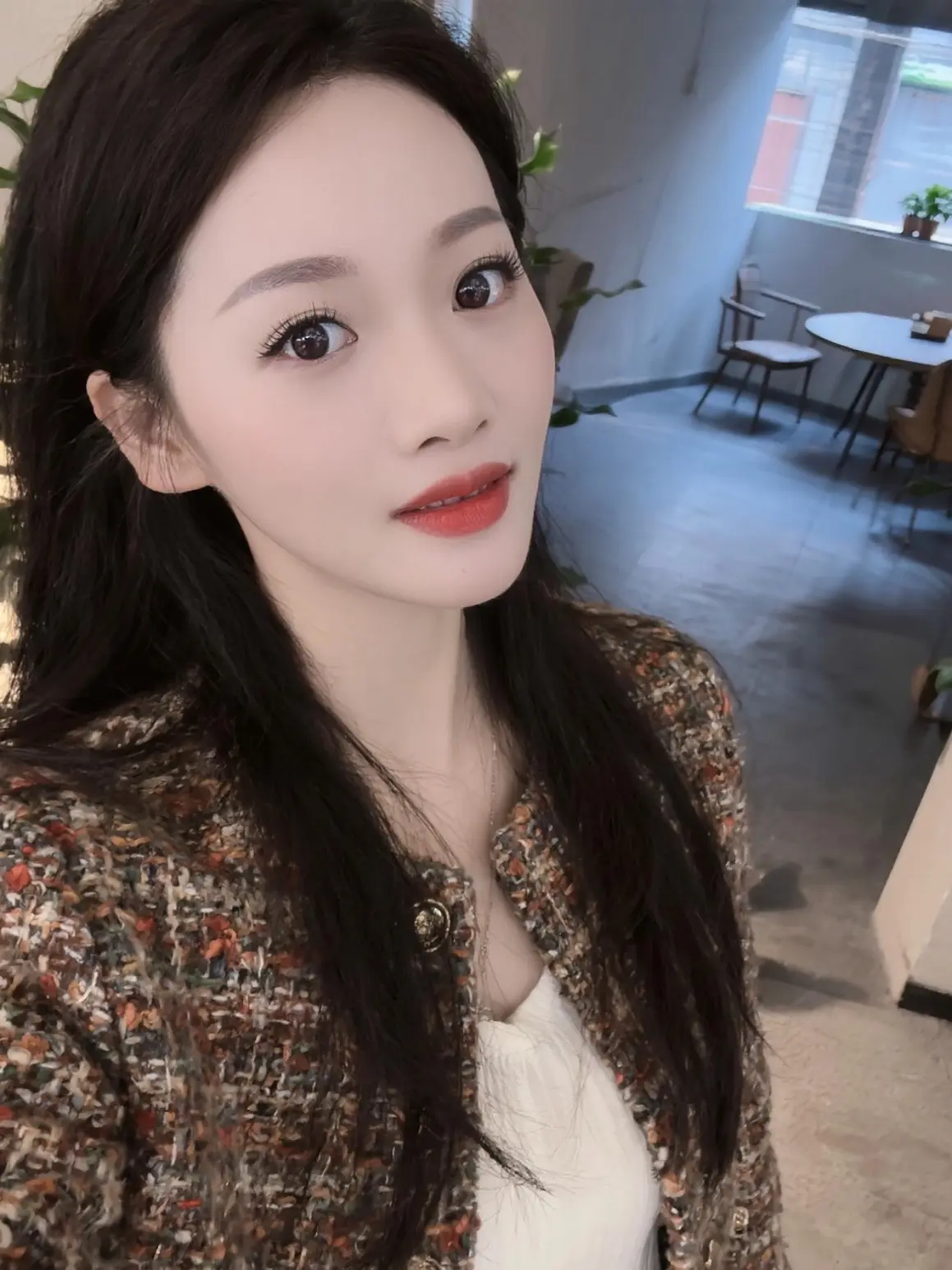 你赌我没有当断则断的勇气，我赌你在也遇不到像我一样真诚的人。