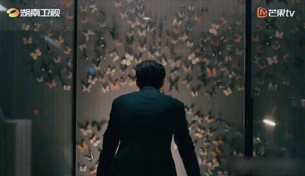 #孟宴臣 蝴蝶#《我的人间烟火》越看越细思极恐啊，特别是孟宴臣的这个蝴蝶墙，改编
