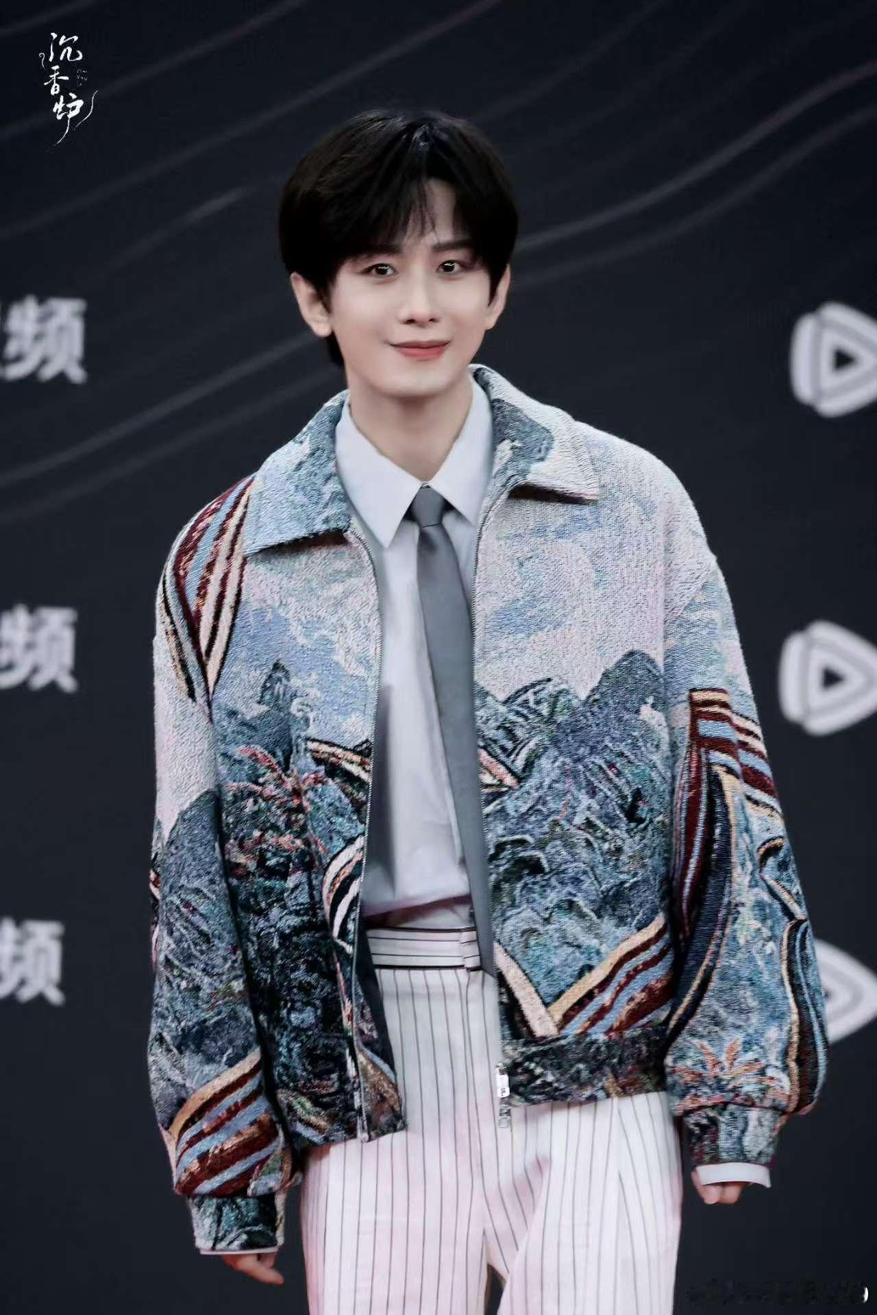 成毅两京十五日cy成毅朱瞻基应渊会法术，傅云深会撩，但成毅最会偷心💘"成毅｜卢