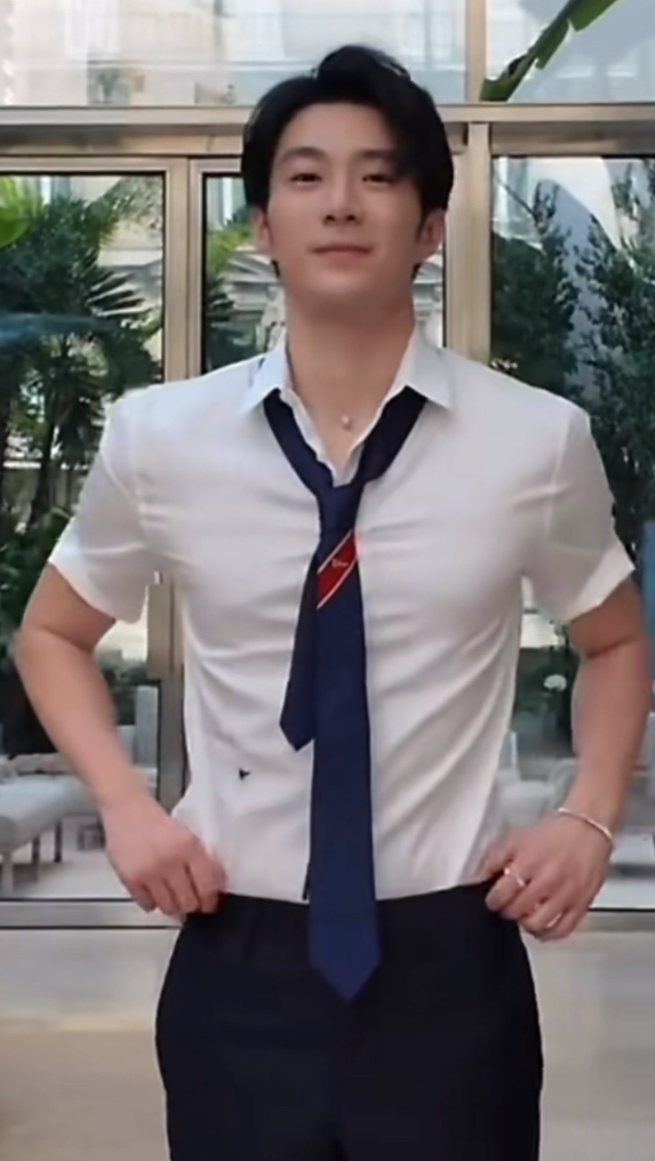 好大的扔子 