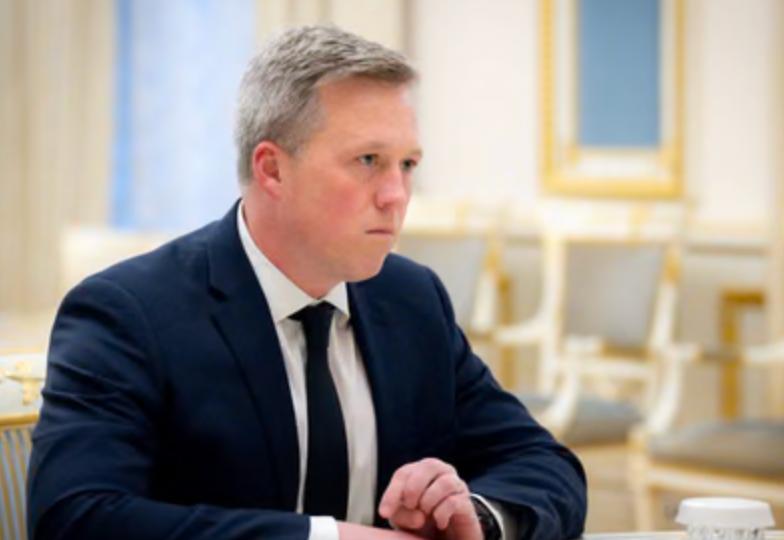 【美国在阿布扎比秘密主导俄乌和平谈判】

英国《金融时报》在11月25日披露了一