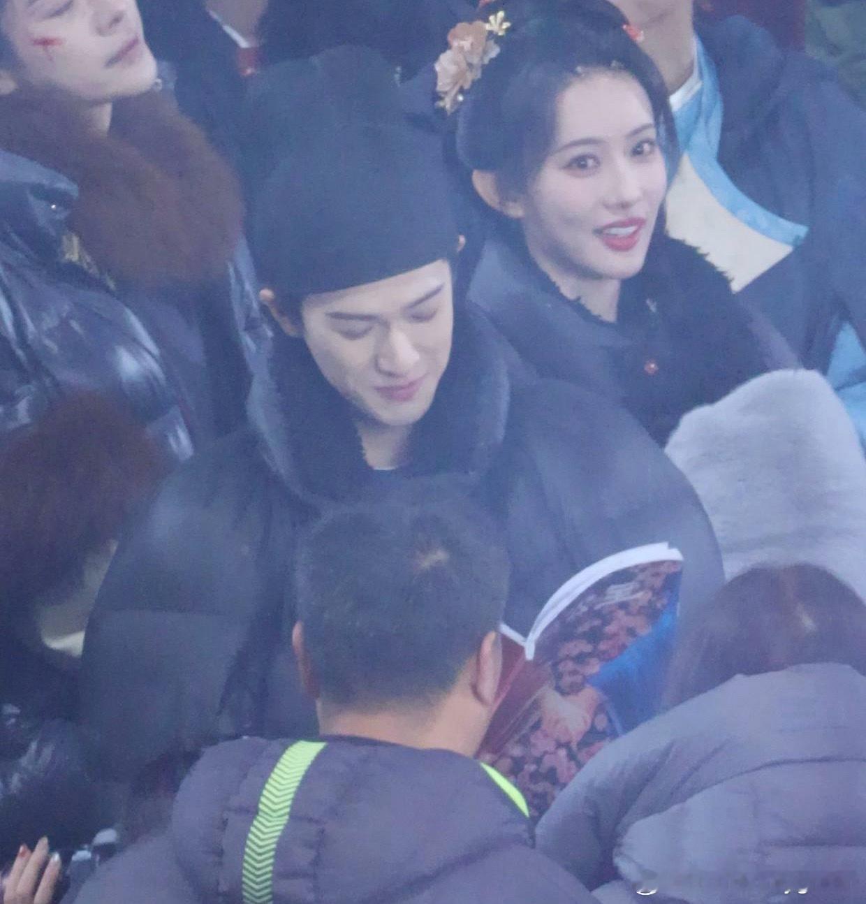 昀牵孟绕  尚公主 豹你的嘴角怎么回事 