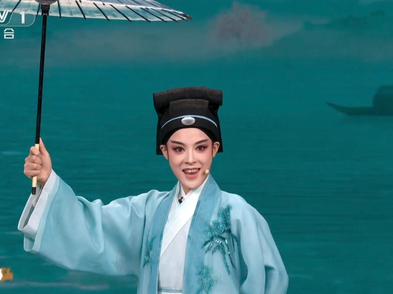 不开玩笑，陈丽君一出来真的眼前一亮[可怜][可怜]  
