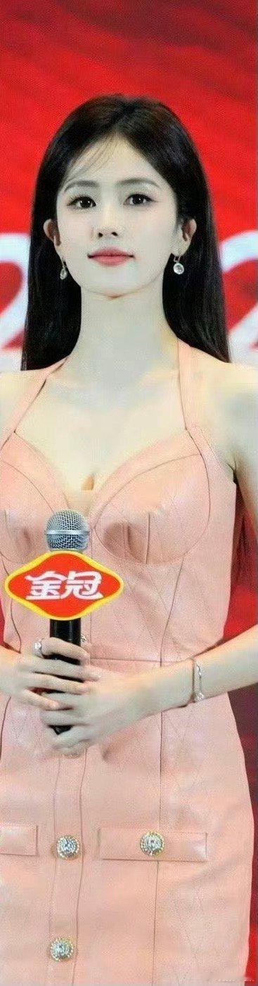 #白鹿[超话]##白鹿活动生图#我真的好喜欢这样的一个活动，而且对于我们来说其实