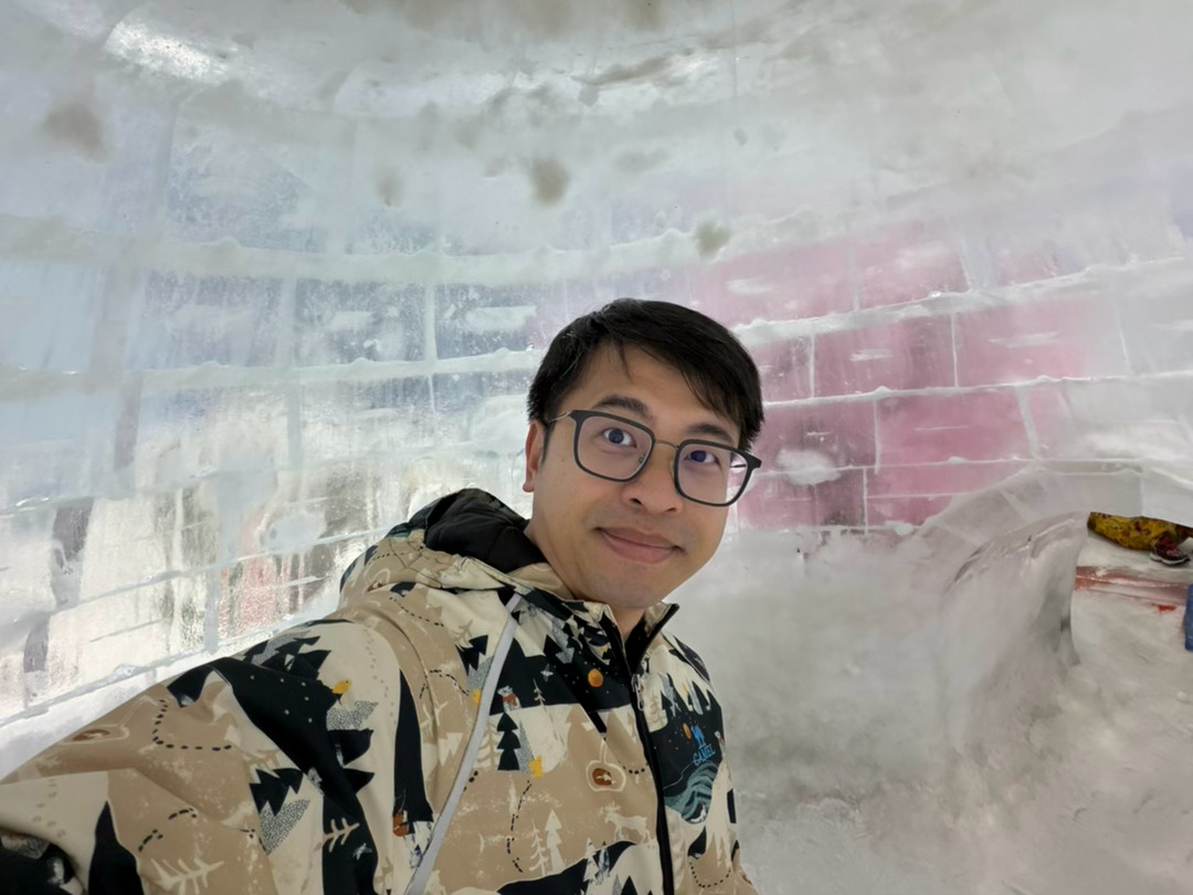 开启遛娃模式，外面 35 度，里面零下 15度