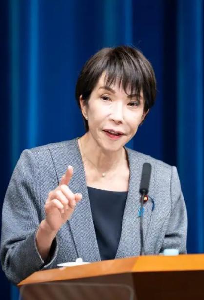 高市早苗和天皇，把分歧摆到了台面上！
 
日本终战81周年全国战殁者追悼式上，出