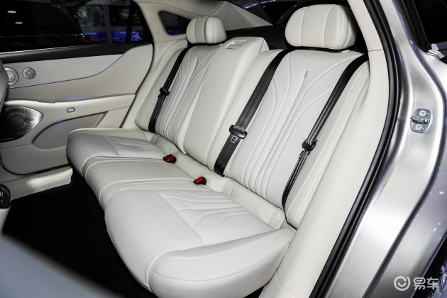 [小鲨帮选车]岚图追光L购车手册 有点意外也有点惊喜