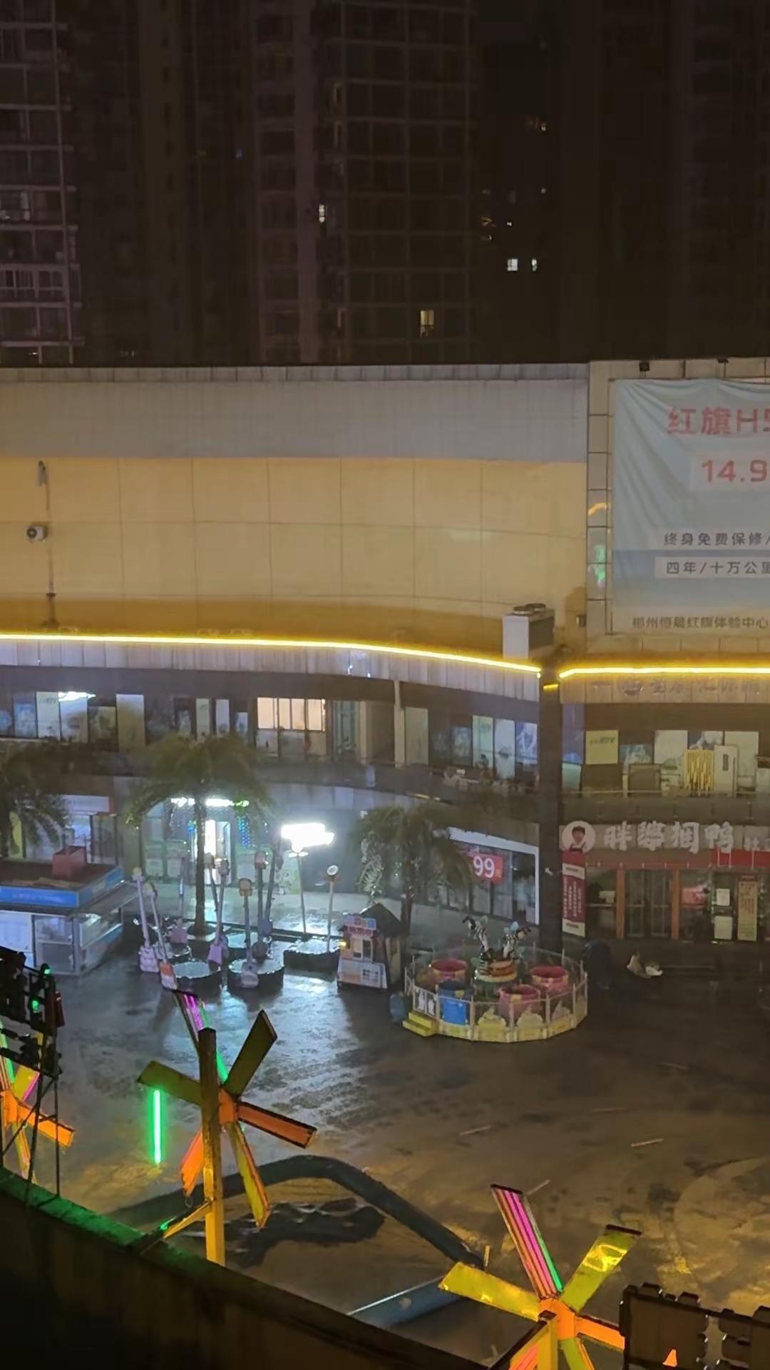 人与人之间最舒服的关系就是，不要对彼此有任何期待