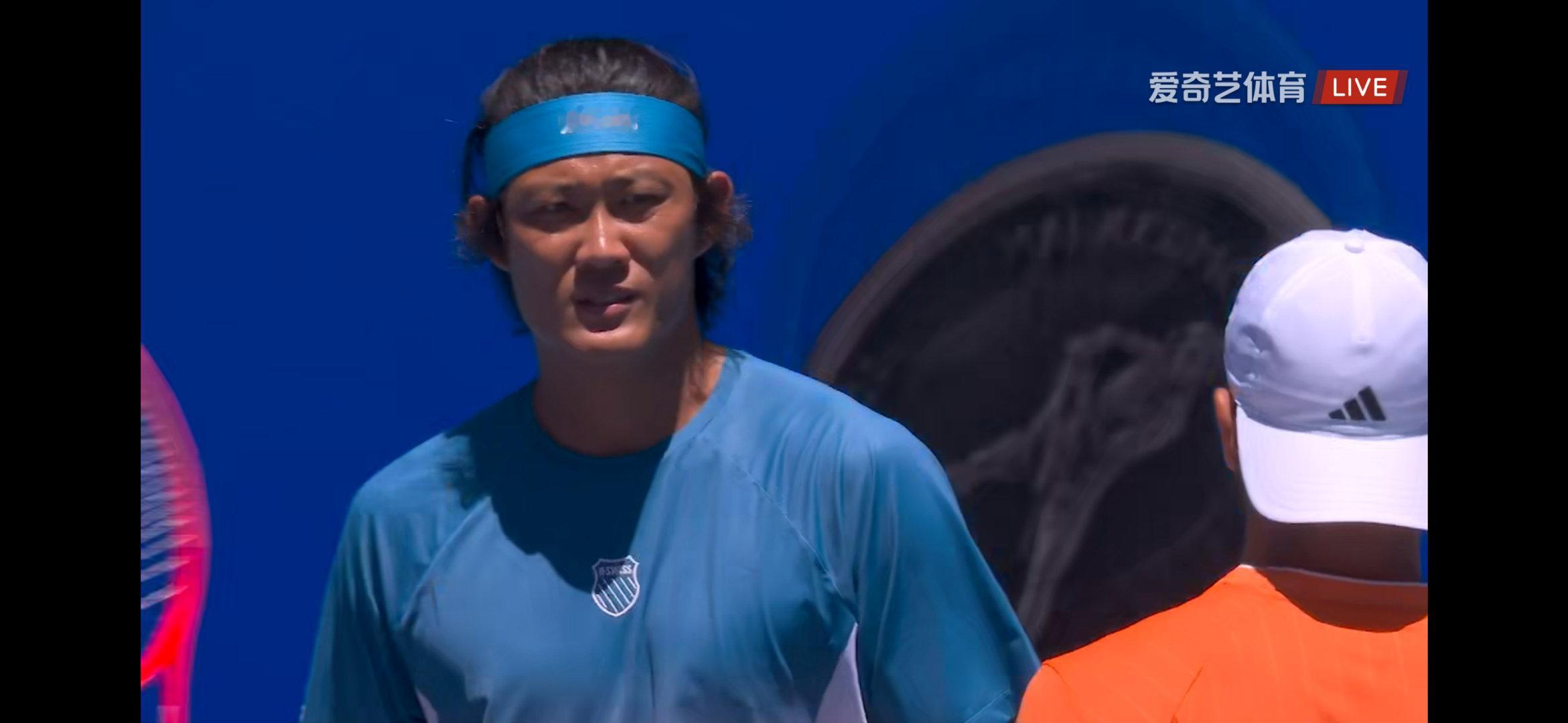 本来在咪家看的澳网，刚转去看张之臻的比赛时提示说要开通观赛包。这个观赛包包括全年