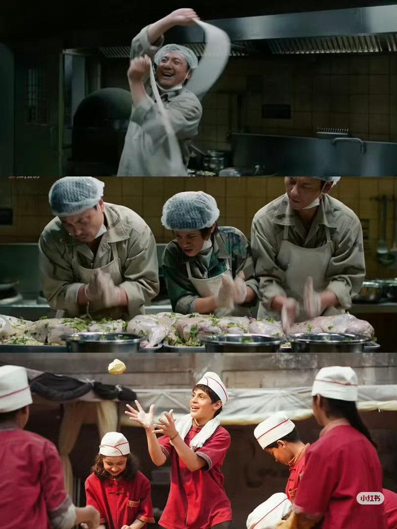 战厨和战嬷同框了年度惊喜联动！《欢迎来龙餐馆》深圳路演迎来阿嬷导演到场。一边是硝