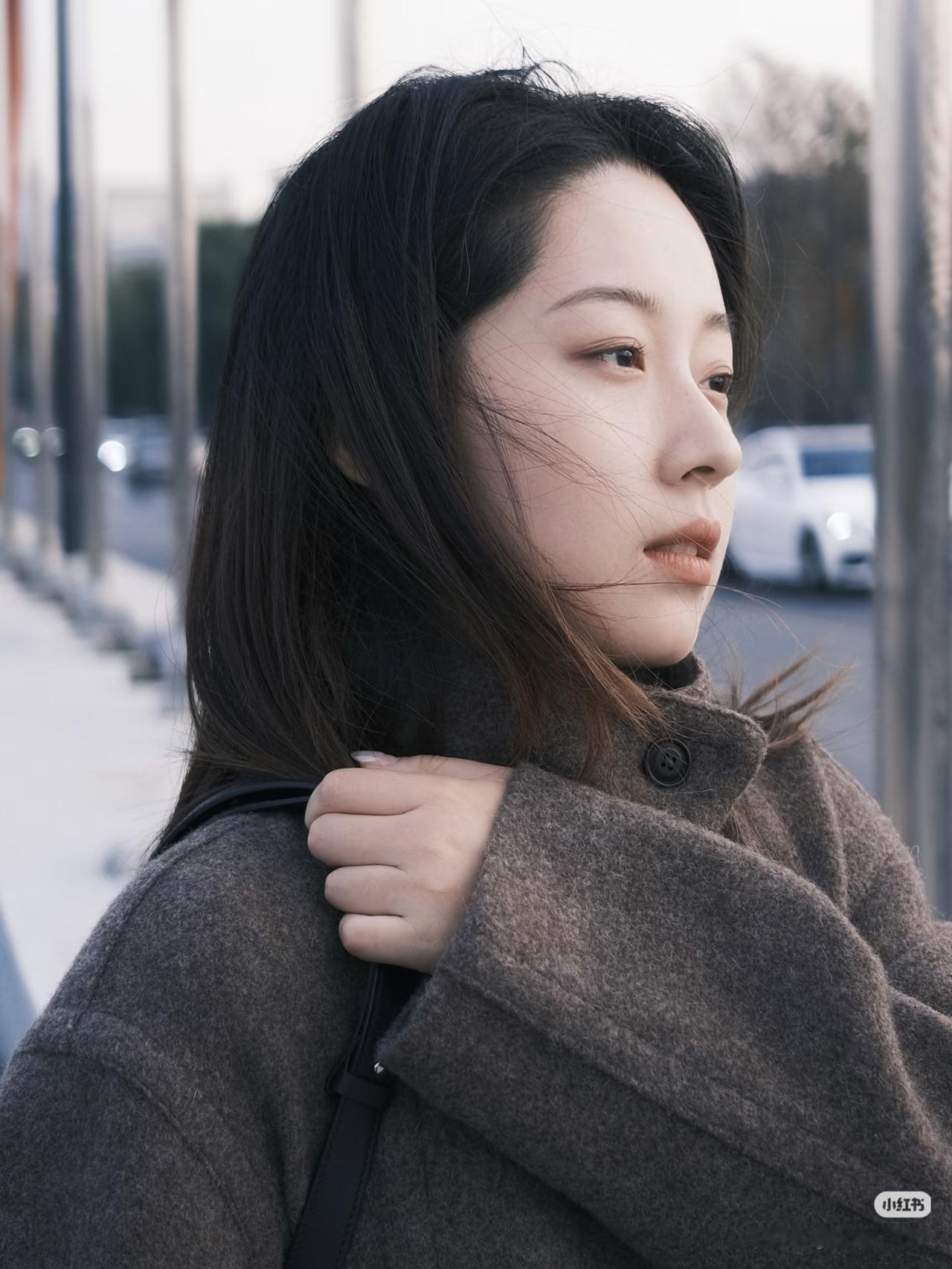 怎样穿搭能显示出温柔的女生气质?