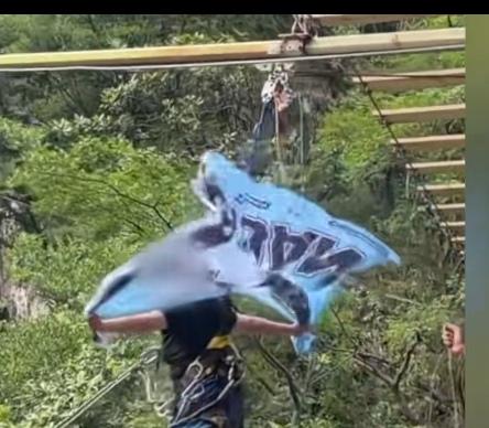 从鲜活生命陨落的背后
是相关人员渎职与看客的冷漠。

5月3日，四川华蓥市玛琉岩