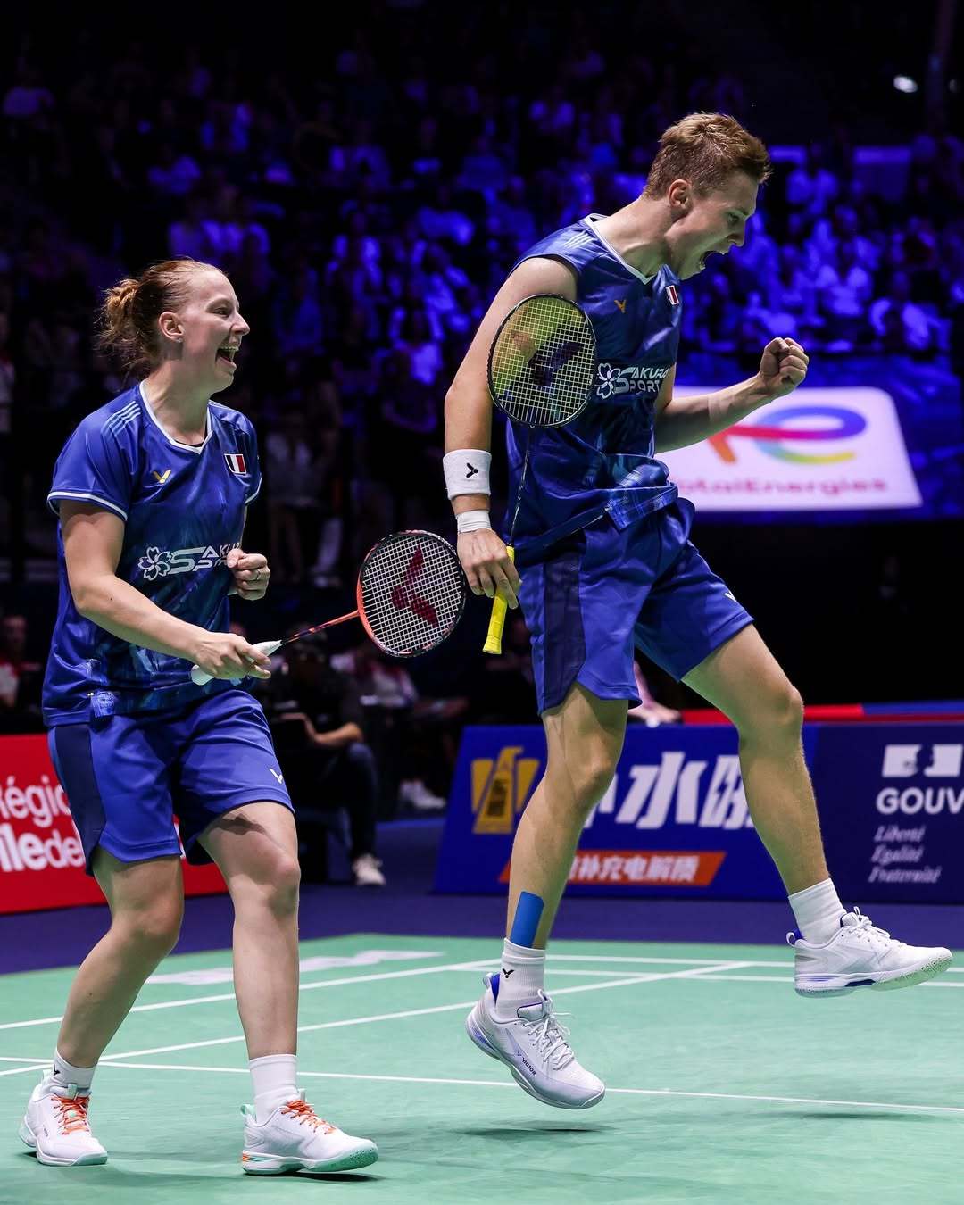 吉凯尔/德尔吕🇫🇷 21-18、21-11 🇯🇵霜上雄一/保原彩夏下轮对