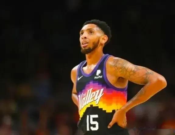 北京时间7月17日NBA太阳队与马刺队两队完成一笔交易:太阳队送出佩恩+一个次轮