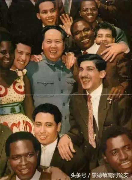 毛主席的《矛盾论》到底有多牛。
这么说吧，《矛盾论》可以说是毛泽东哲学思想里最接