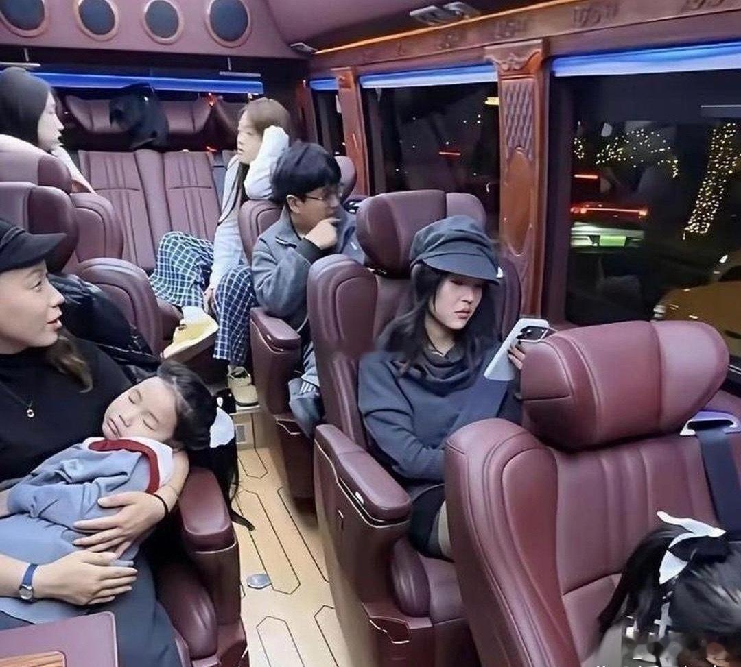 为啥要拼命挣钱，大家看看这图就明白了 
