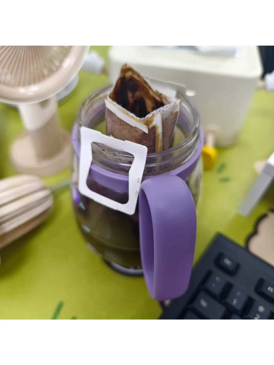 不要背后大声蛐蛐人