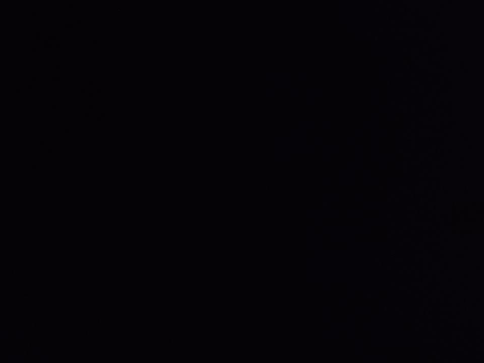 为什么实际到校时间与理论到校时间差那么多？——
刚才送孩子上学。出门前提醒她不早