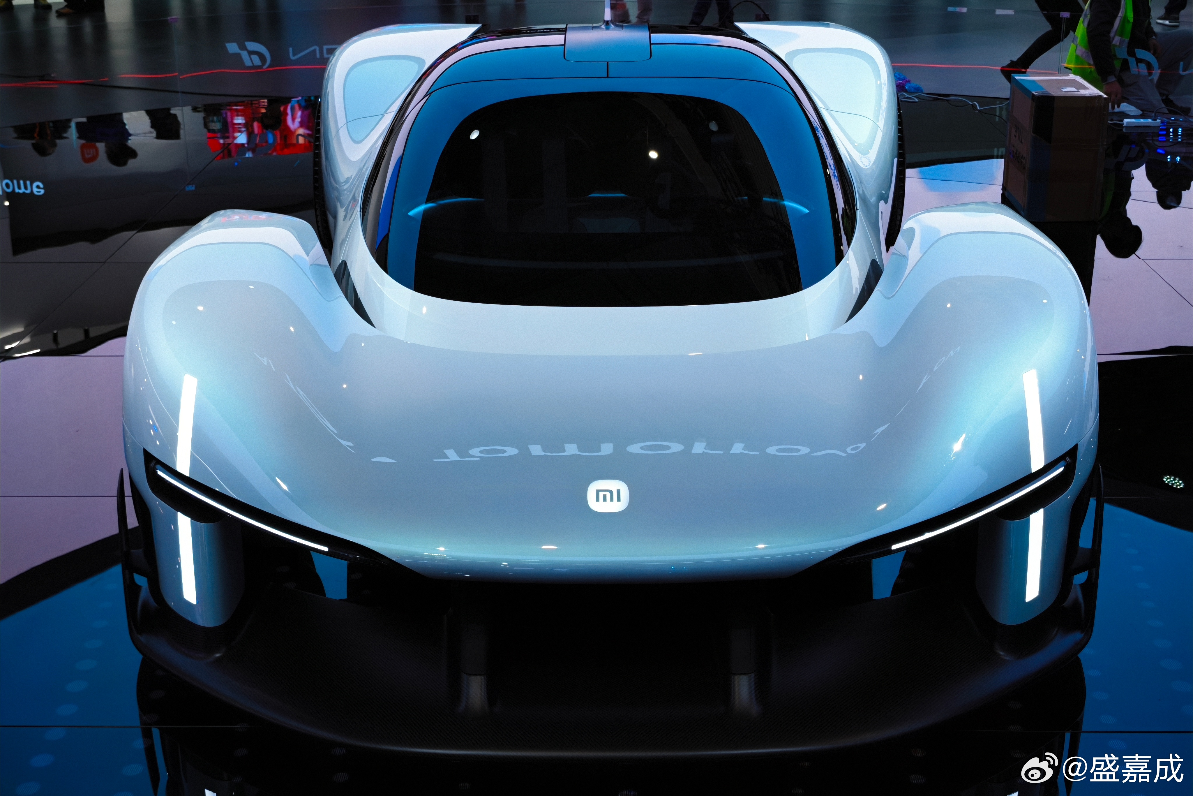 小米超跑大家有什么想知道的吗？我给大家现场盘一盘！ 