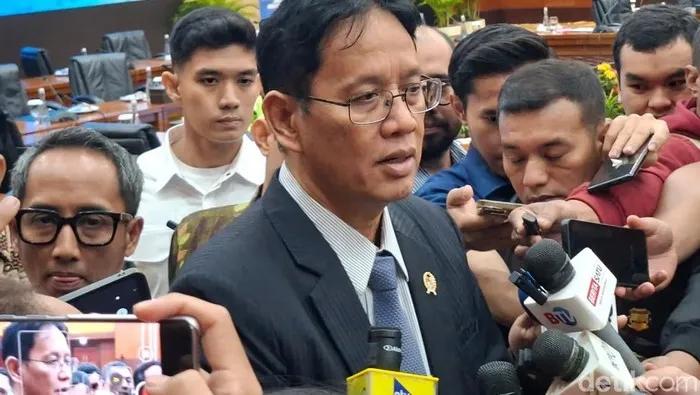 印尼决定对马六甲海峡收费
印尼这波操作真是让人惊掉下巴！4月22日，印尼财长普尔