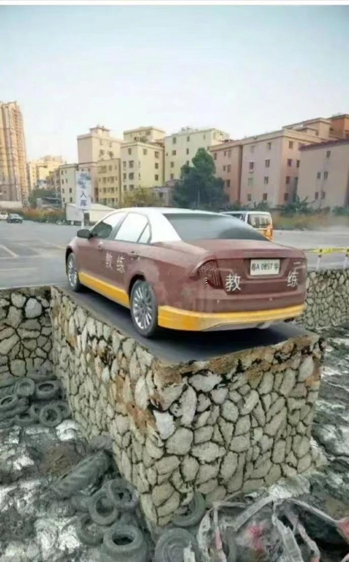 驾校要是这么练车？？？学费得多少钱啊？？？ 海阔试车超话