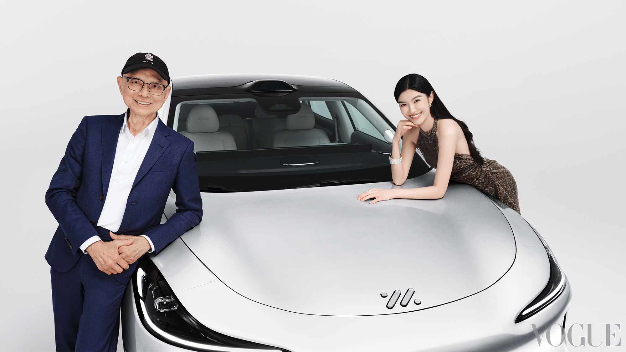 智己 L6 改款车型终于公布了高清大图这个银色很有科技感，整体外观感觉变化不大，