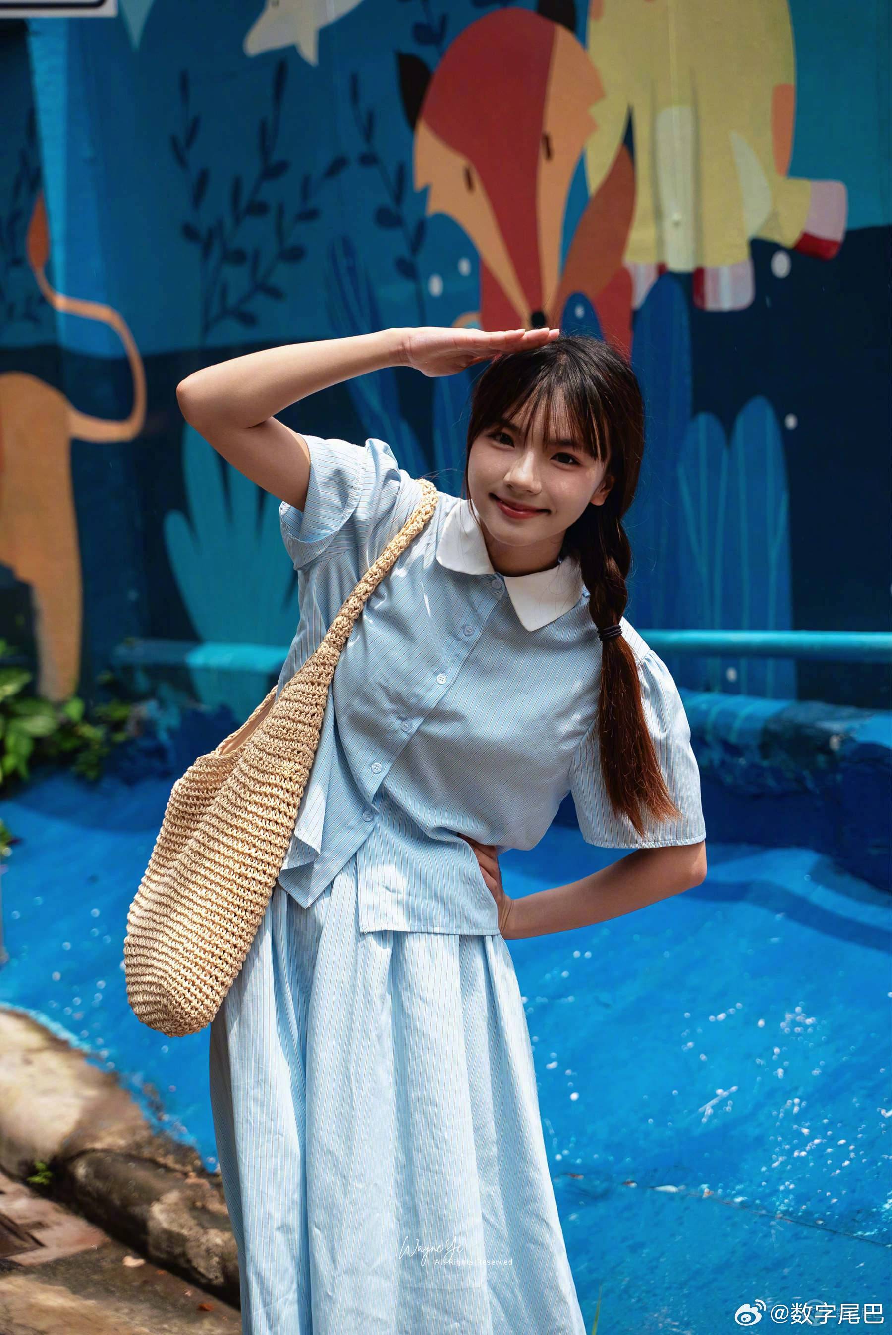 尾巴生活 巷子里拍照片简直不要太合适啦，华侨新村的街道好有生活气息Mr 叶生 