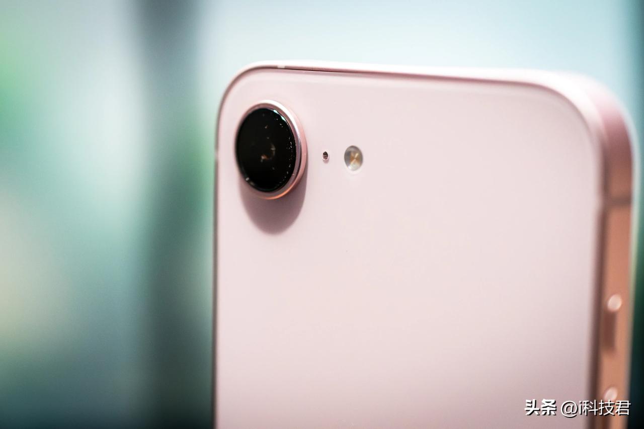 最便宜的苹果新款手机👉iPhone 17e
最便宜的苹果新款电脑👉MacBo