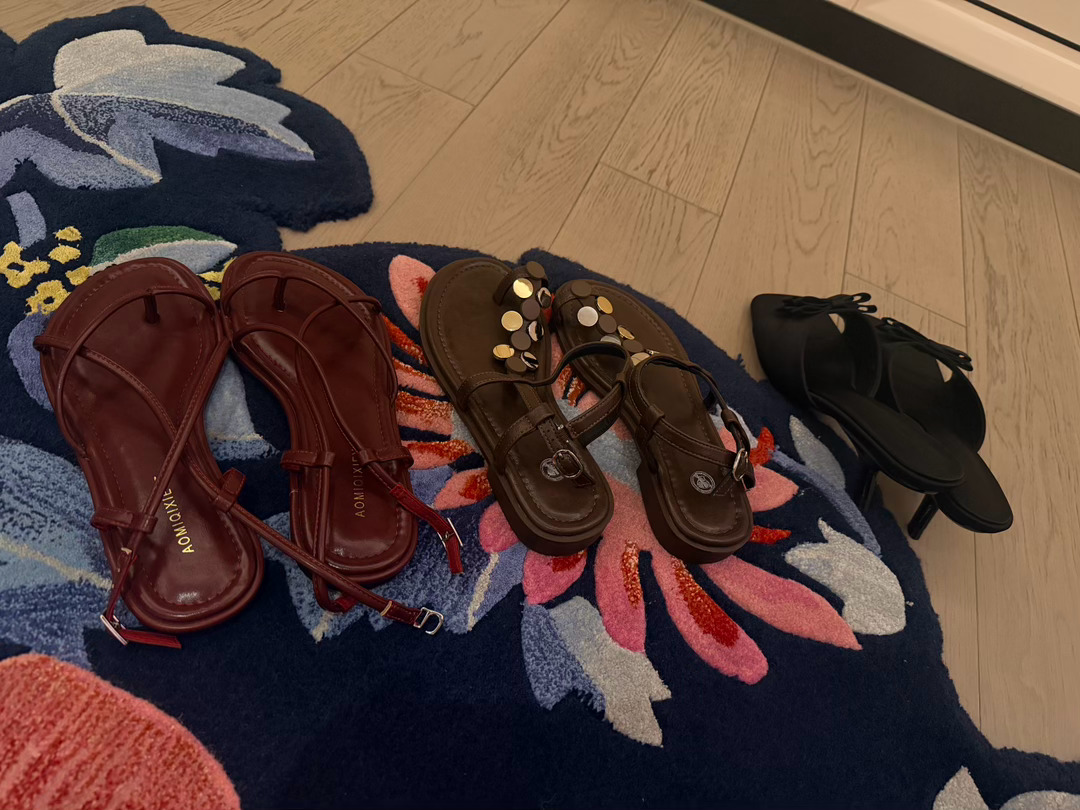 来广州啦，今天去APM扫了三双鞋大家猜猜多少钱呢？广州生活