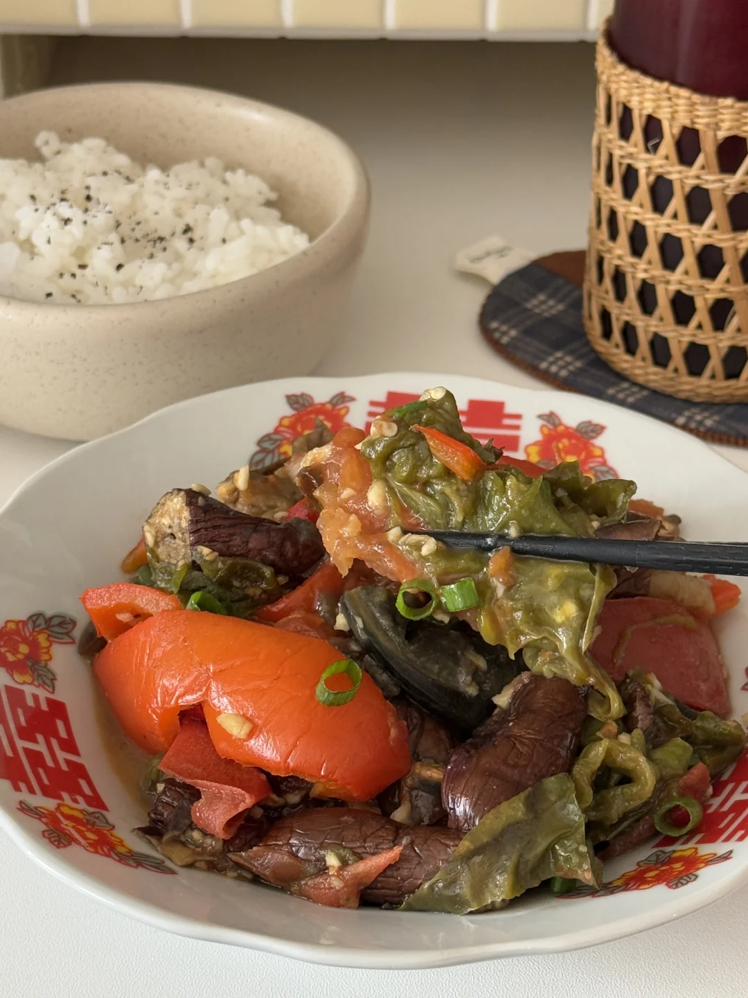 中式沙拉｜烤茄辣西皮蛋沙拉🌶️