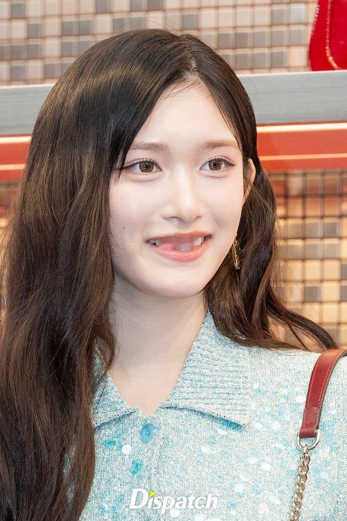 【theqoo】今天出席GUCCI站台活动的IVE李瑞 ​​​